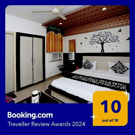 Super Oyo Flagship 4957 Hotel China Town Bhairaun Ghat Ngoại thất bức ảnh